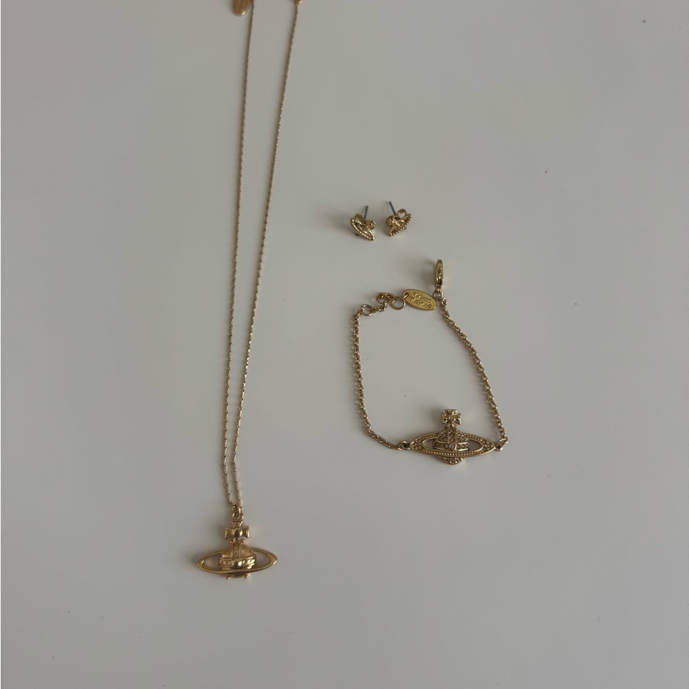 Vivienne Westwood Jewelry Set
